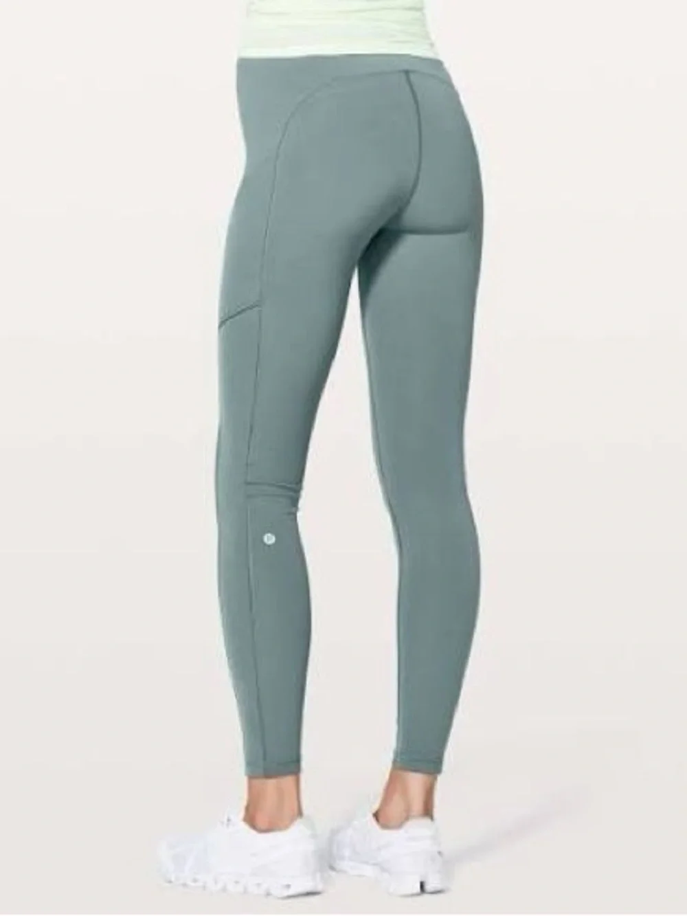 Lululemon Speed Up Tight *Full-On Luxtreme 28